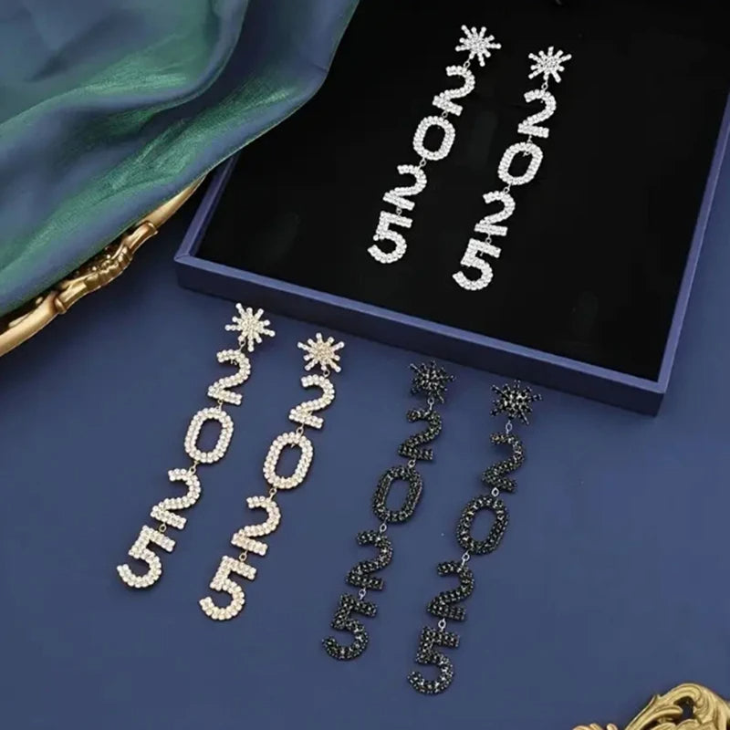 Luxury Rhinestone Snowflake 2025 Pendant Earrings - Elegant Long Drops for New Year's & Party Glam