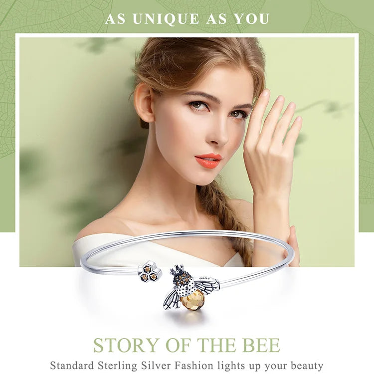 BEE SILVER CHARM BRACELET