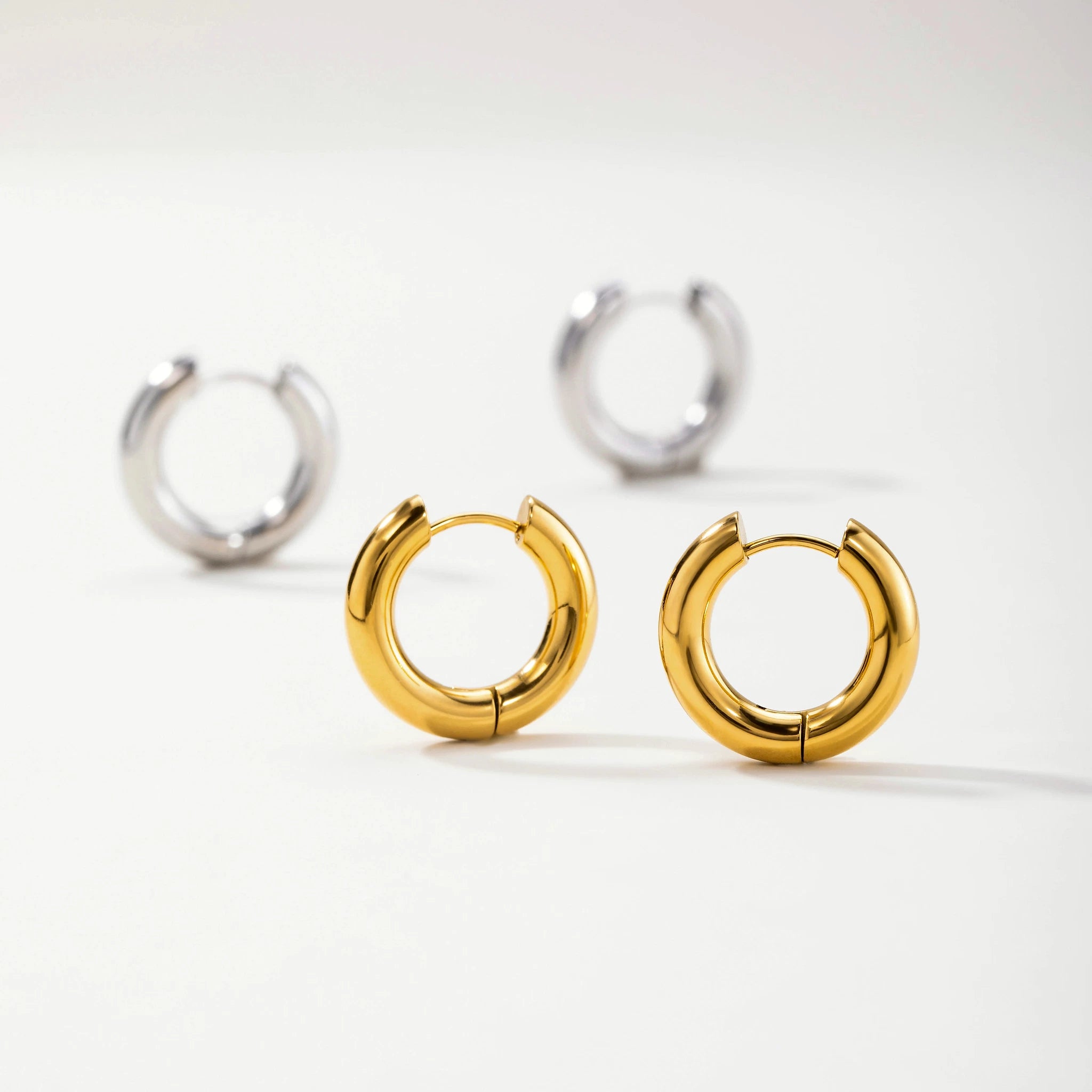 Nico Classic 4mm Huggie Earrings
