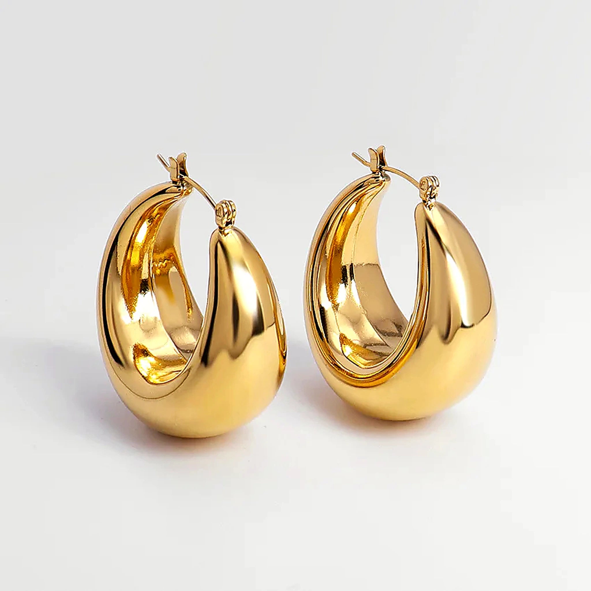 Solene Sculpted Trio Hoop Earrings